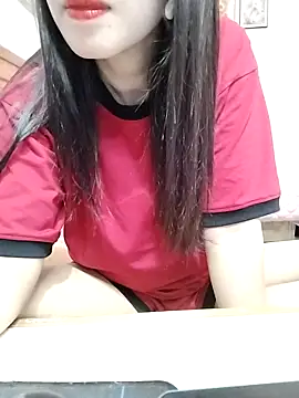 Snapshot of cream1299 chatting on 16, 10, 2025 cream1299 online show from 16, 10, 2025