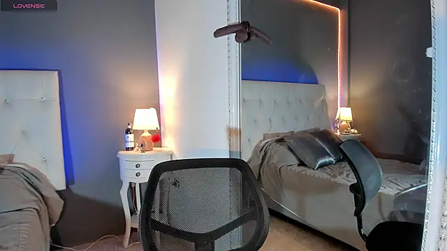 Melinahills online show from 1, 2, 2025