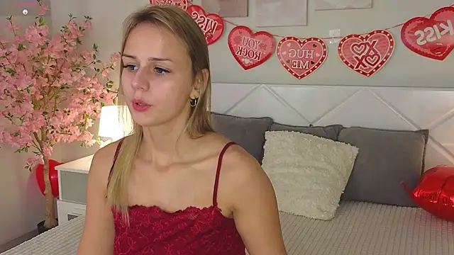 Snapshot of Wendy_D0ll chatting on 15, 2, 2025 Wendy D0ll online show from 15, 2, 2025