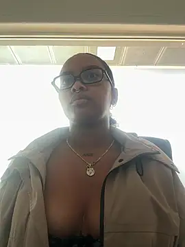 Snapshot of gretell_evans chatting on 14, 3, 2026 gretell evans online show from 14, 3, 2026