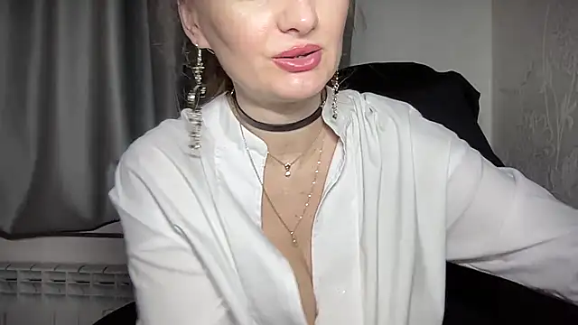Snapshot of Viola_sweet chatting on 6, 2, 2025 Viola sweet online show from 6, 2, 2025