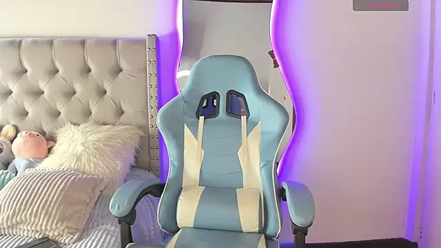 Snapshot of Violet_Rost chatting on 9, 1, 2025 Violet Rost online show from 9, 1, 2025