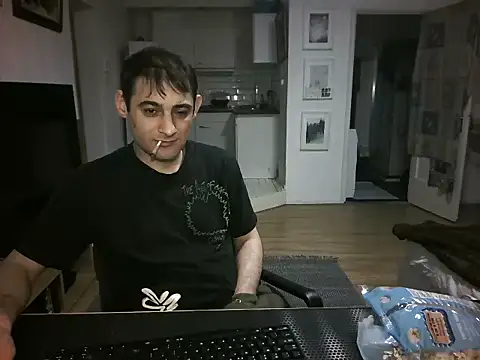 Snapshot of mihaimichael chatting on 18, 6, 2026 mihaimichael online show from 18, 6, 2026