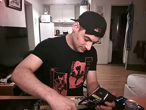 mihaimichael online show from 2, 7, 2026
