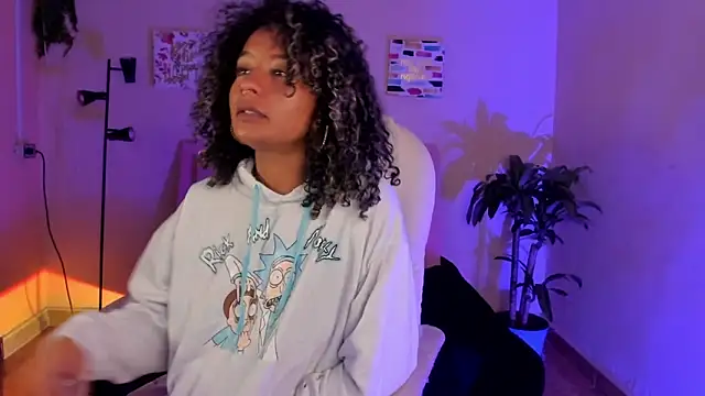 Snapshot of keyla_roberts777 chatting on 7, 2, 2025 keyla roberts777 online show from 7, 2, 2025