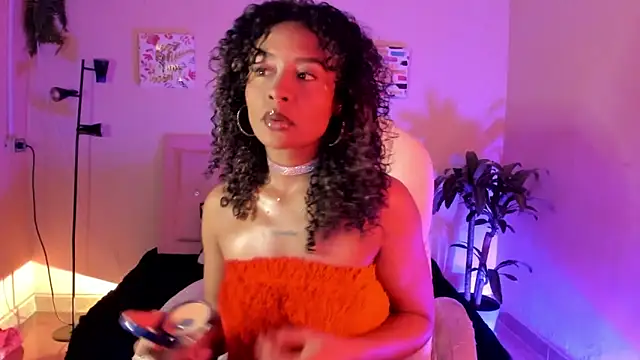 Snapshot of keyla_roberts777 chatting on 12, 2, 2025 keyla roberts777 online show from 12, 2, 2025