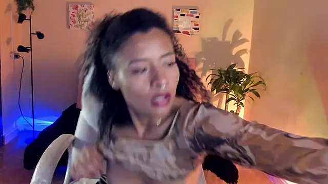 Snapshot of keyla_roberts777 chatting on 26, 2, 2025 keyla roberts777 online show from 26, 2, 2025