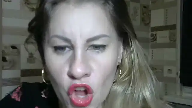 Snapshot of TherestlessKitty chatting on 29, 10, 2025 TherestlessKitty online show from 29, 10, 2025