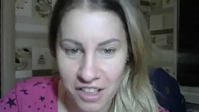 Snapshot of TherestlessKitty chatting on 30, 10, 2025 TherestlessKitty online show from 30, 10, 2025