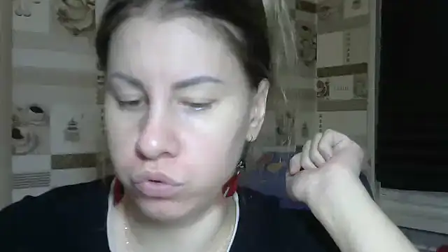 Snapshot of TherestlessKitty chatting on 28, 11, 2025 TherestlessKitty online show from 28, 11, 2025