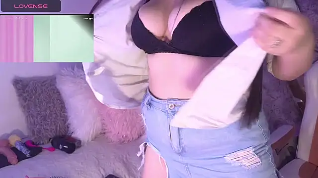 Snapshot of mikuru_hara chatting on 6, 3, 2025 mikuru hara online show from 6, 3, 2025