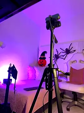 Snapshot of mikuru_hara chatting on 2, 10, 2025 mikuru hara online show from 2, 10, 2025