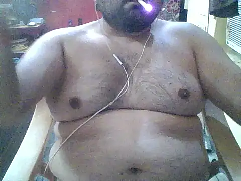 Snapshot of ARYANAVAILABLE chatting on 24, 10, 2025 ARYANAVAILABLE online show from 24, 10, 2025