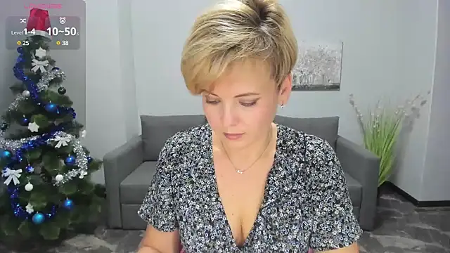 Snapshot of Julia_Wilsone chatting on 22, 12, 2024 Julia Wilsone online show from 22, 12, 2024