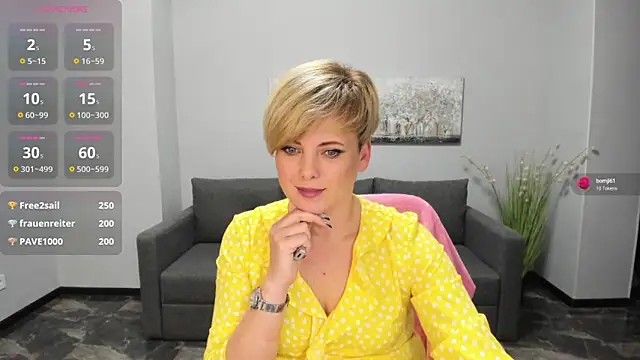 Snapshot of Julia_Wilsone chatting on 18, 1, 2025 Julia Wilsone online show from 18, 1, 2025