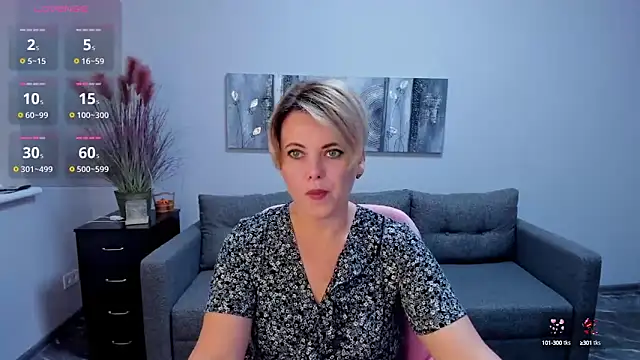 Snapshot of Julia_Wilsone chatting on 4, 10, 2025 Julia Wilsone online show from 4, 10, 2025