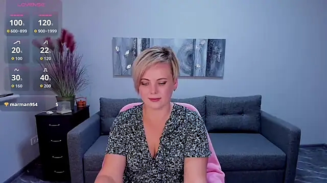 Snapshot of Julia_Wilsone chatting on 21, 10, 2025 Julia Wilsone online show from 21, 10, 2025