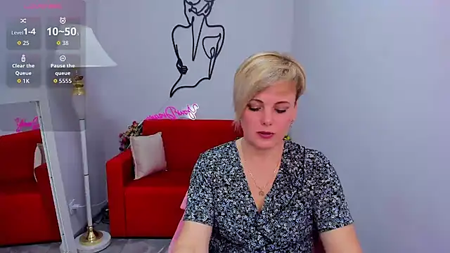 Julia Wilsone online show from 3, 3, 2026