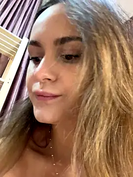 Snapshot of AllaTousNew chatting on 26, 11, 2025 AllaTousNew online show from 26, 11, 2025