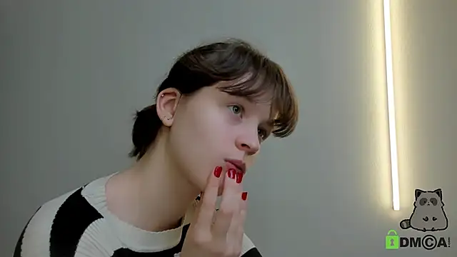 Alina Mills online show from 4, 11, 2025