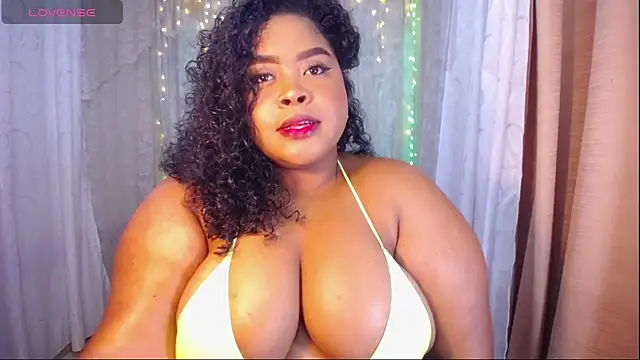 Snapshot of Ana_off_alana chatting on 28, 9, 2025 Ana off alana online show from 28, 9, 2025