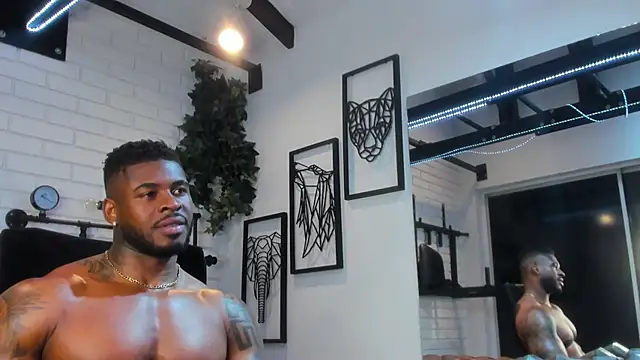 Snapshot of Makonneen chatting on 5, 1, 2025 Makonneen online show from 5, 1, 2025