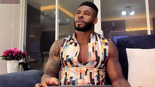 Snapshot of Makonneen chatting on 13, 3, 2025 Makonneen online show from 13, 3, 2025