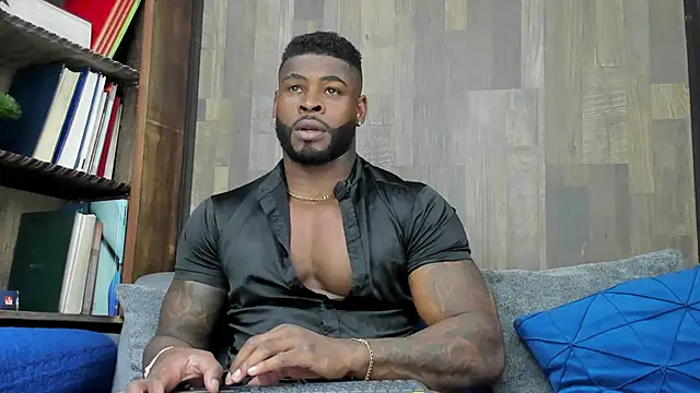 Snapshot of Makonneen chatting on 20, 3, 2025 Makonneen online show from 20, 3, 2025