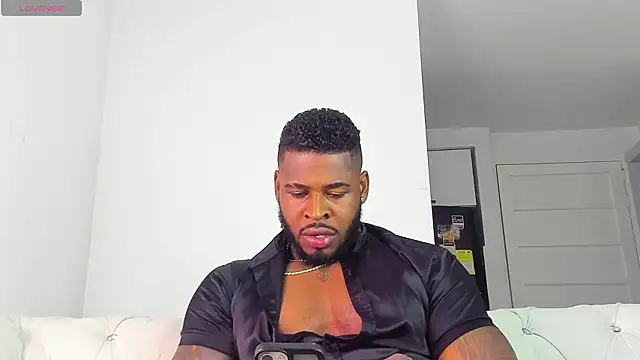 Makonneen online show from 3, 2, 2026