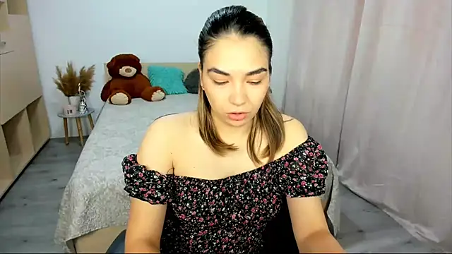 Snapshot of Alexa_Dolly12 chatting on 6, 10, 2025 Alexa Dolly12 online show from 6, 10, 2025