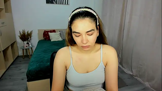 Snapshot of Alexa_Dolly12 chatting on 3, 12, 2025 Alexa Dolly12 online show from 3, 12, 2025