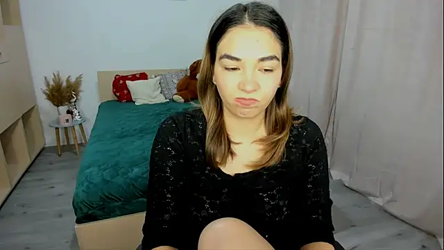 Snapshot of Alexa_Dolly12 chatting on 5, 12, 2025 Alexa Dolly12 online show from 5, 12, 2025