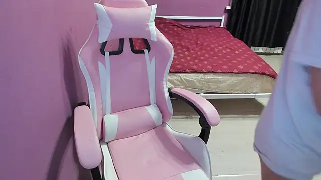 Lika8234 online show from 25, 9, 2025