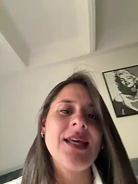 Alice milf  online show from 5, 4, 2026