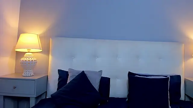 Snapshot of SaraaJhonsonn chatting on 17, 11, 2025 SaraaJhonsonn online show from 17, 11, 2025