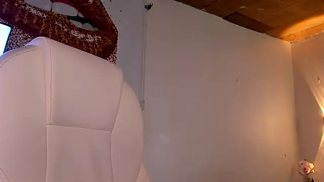 loly marce online show from 22, 3, 2025