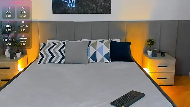 Snapshot of MiaBecky chatting on 1, 2, 2025 MiaBecky online show from 1, 2, 2025