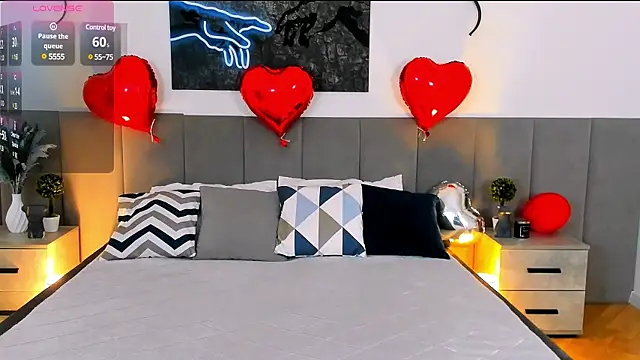 Snapshot of MiaBecky chatting on 18, 2, 2025 MiaBecky online show from 18, 2, 2025