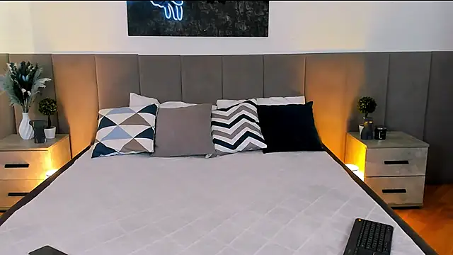 Snapshot of MiaBecky chatting on 27, 2, 2025 MiaBecky online show from 27, 2, 2025