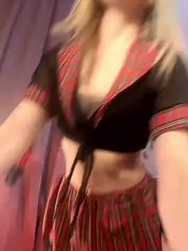 SweetCupcaks online show from 11, 1, 2026