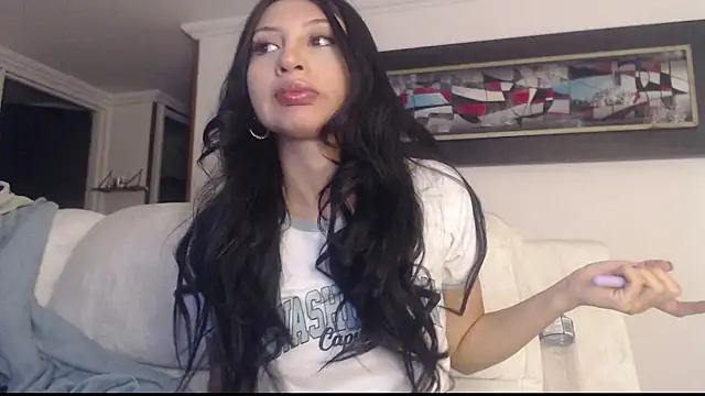 Snapshot of Nicolette_ks_ chatting on 23, 9, 2025 Nicolette ks online show from 23, 9, 2025