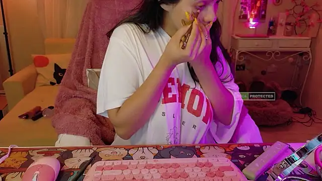 AllisonCatUwU online show from 24, 6, 2026