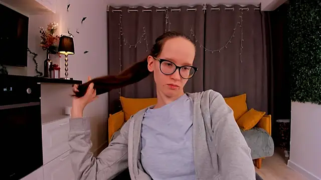 Snapshot of BettyBrowni chatting on 8, 2, 2025 BettyBrowni online show from 8, 2, 2025