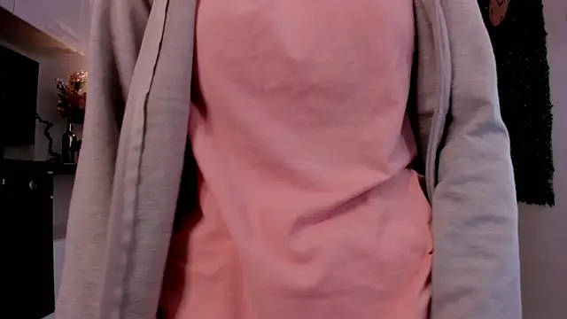 Snapshot of BettyBrowni chatting on 9, 2, 2025 BettyBrowni online show from 9, 2, 2025