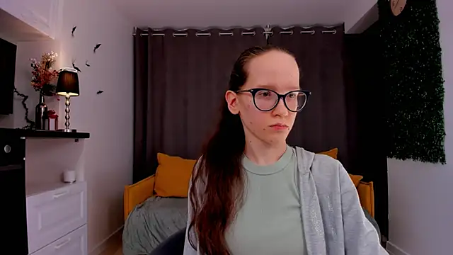 Snapshot of BettyBrowni chatting on 15, 2, 2025 BettyBrowni online show from 15, 2, 2025