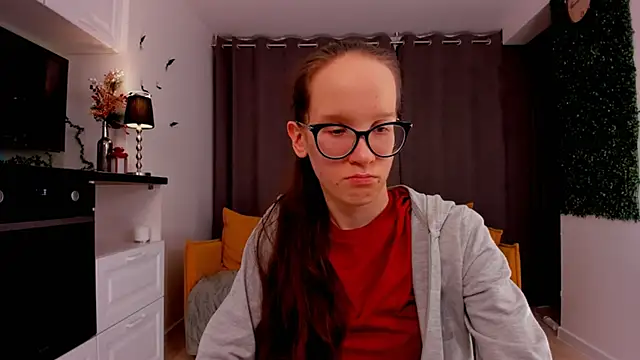 Snapshot of BettyBrowni chatting on 16, 2, 2025 BettyBrowni online show from 16, 2, 2025