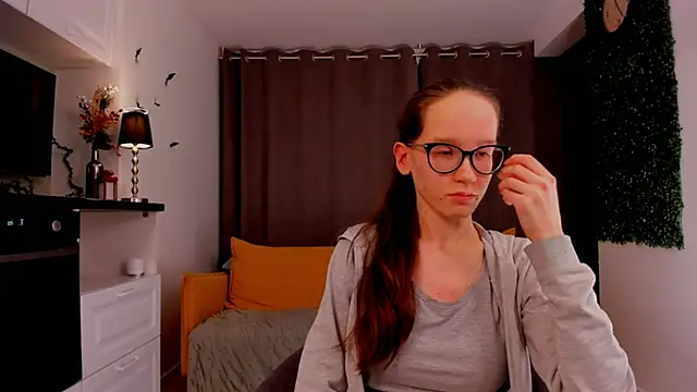 Snapshot of BettyBrowni chatting on 17, 2, 2025 BettyBrowni online show from 17, 2, 2025