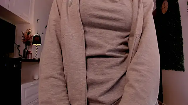 Snapshot of BettyBrowni chatting on 18, 2, 2025 BettyBrowni online show from 18, 2, 2025