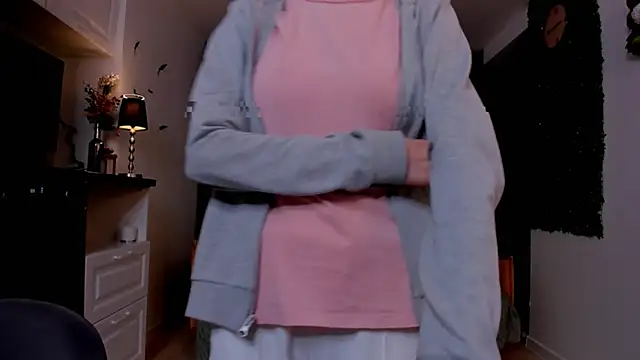 Snapshot of BettyBrowni chatting on 19, 2, 2025 BettyBrowni online show from 19, 2, 2025