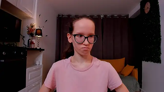 Snapshot of BettyBrowni chatting on 20, 2, 2025 BettyBrowni online show from 20, 2, 2025